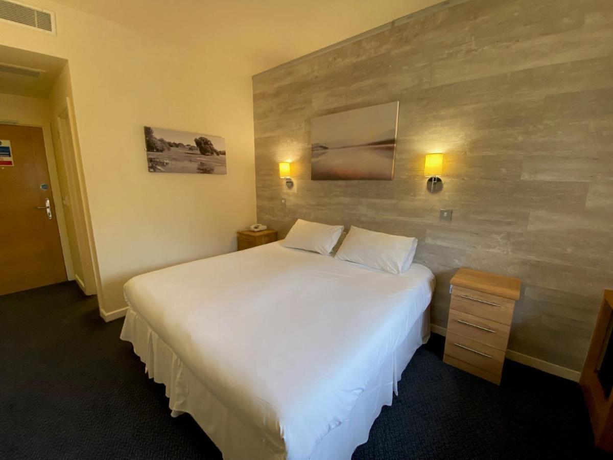 Dudsbury Golf Club - Hotel And Spa Ferndown Εξωτερικό φωτογραφία