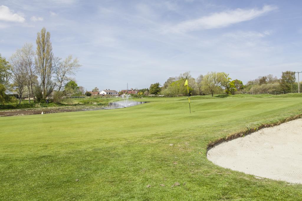 Dudsbury Golf Club - Hotel And Spa Ferndown Εξωτερικό φωτογραφία